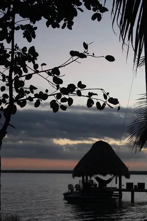 Cabanas Hostal & Camping Magic Bacalar